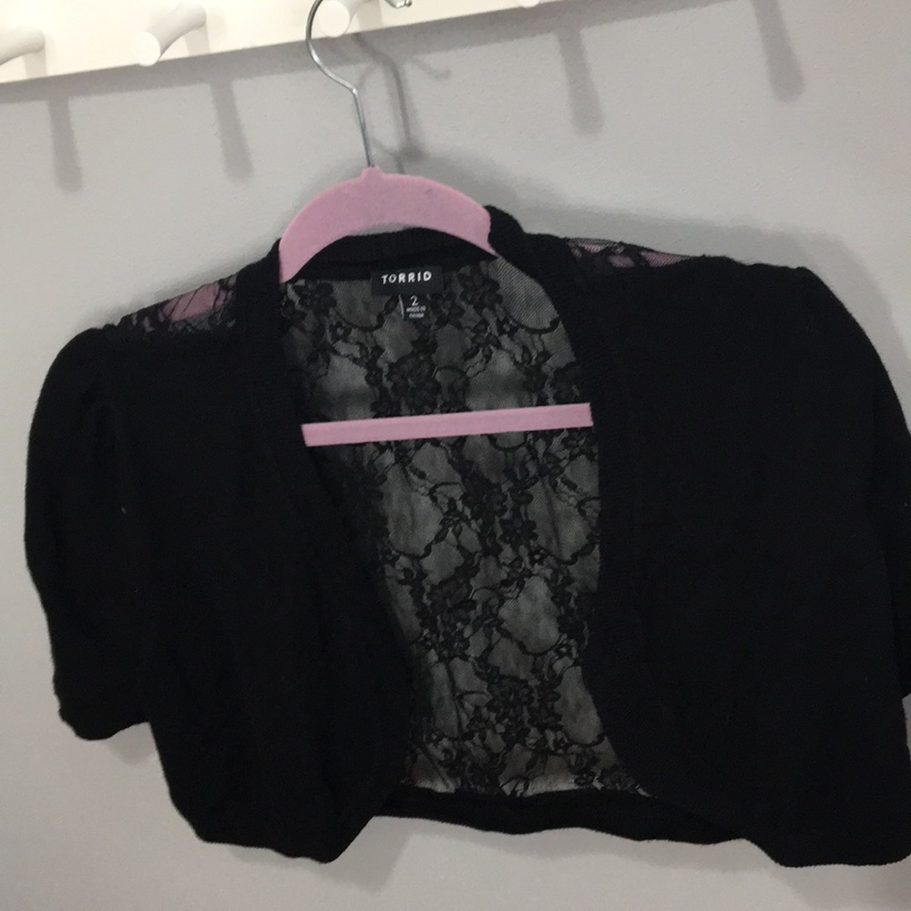 Torrid cap sleeve shrug